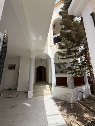 VILLA R+1 A LOUER image 5