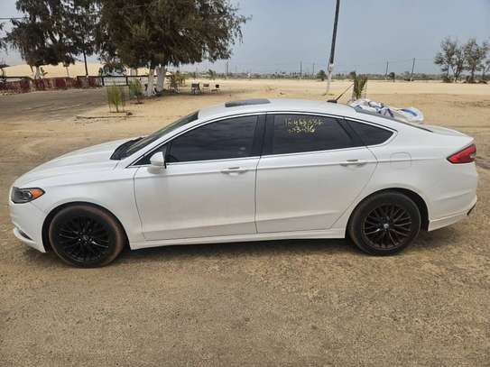 Je vend ma Ford fusion 2017 automatique essence image 5