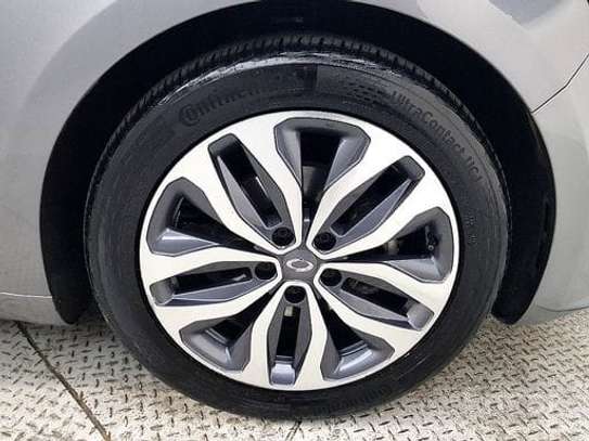 Renault SM6 essence full options image 11