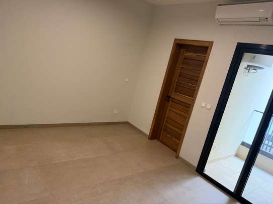 Duplex neuf à louer aux Almadies. image 5
