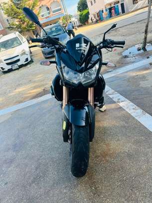 Kawasaki Z750 R image 3