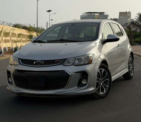 Chevrolet sonic Année 2018 image 2