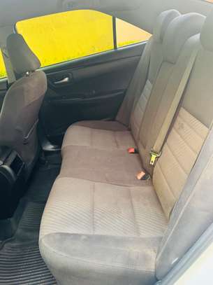 Toyota Camry image 9
