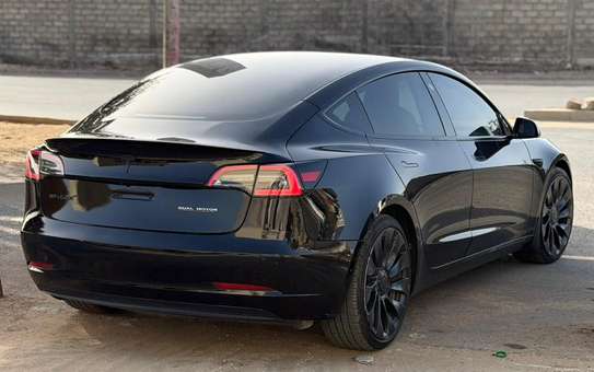 Tesla Model 3 2022 image 3