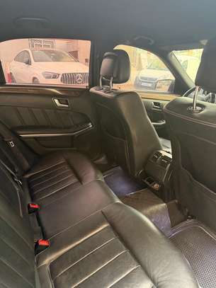Mercedes E 300 v6 Anne 2016 full options image 6