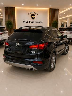 Hyundai Santafe 2018 Limited image 5