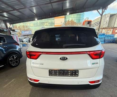 Kia Sportage diesel full options image 8