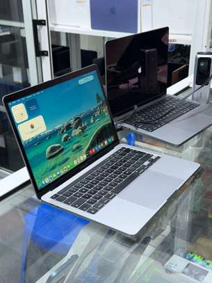 MacBook Pro 2022 1To ssd image 4