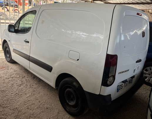 Peugeot Partner image 13
