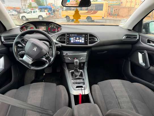 Peugeot 308   Année :  *2016 image 5