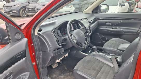 Mitsubishi Outlander 2019 7 places image 2