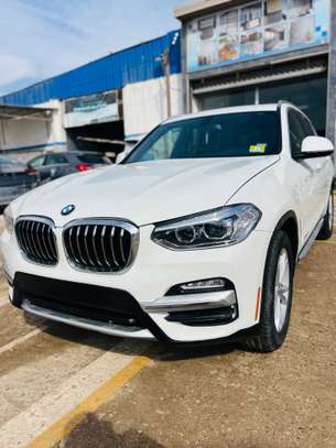 BMW X3 SUV xdrive 30i compact blanc performant image 2
