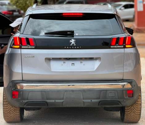 PEUGEOT 3008 Année 2018 image 7