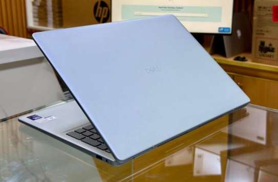 Dell Pro 16 Plus Ultra 7 (2026) image 2