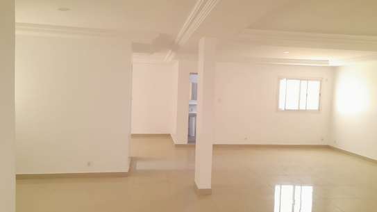 Plateaux de bureaux à louer sur la VDN image 11