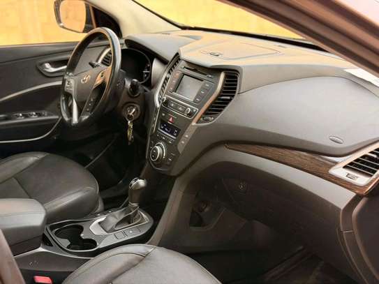 Hyundai Santafe 2018 image 4