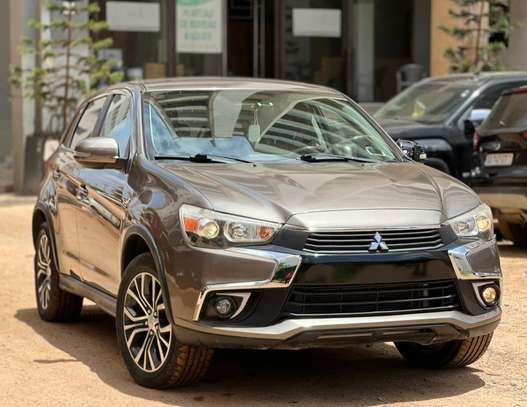 Mitsubishi outlander image 3