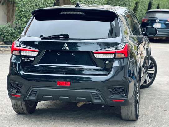 Mitsubishi outlander sport année 2022 image 6