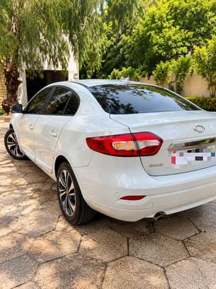 Renault sm3 image 3