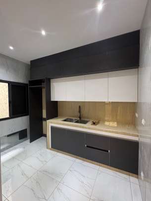 APPART 2 CH SALON NEUF FASS ISM image 2
