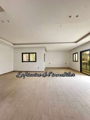 Villa à vendre – Mamelles, Cité Cheikh Amar image 10