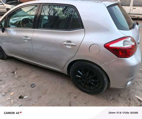 Toyota Auris année 2011 image 5