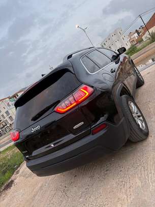 Jeep Cherokee 2019 image 7