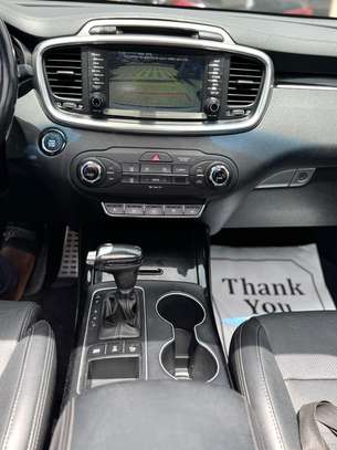 Kia sorento EX image 12