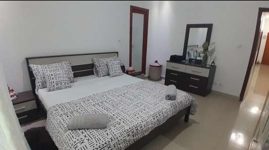 A LOUER APPARTEMENT MEUBLÉ DERRIÈRE HÔTEL ONOMO image 8