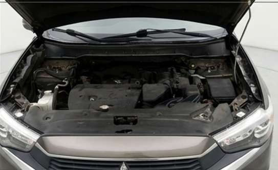 MITSUBISHI OUTLANDER SEL image 11
