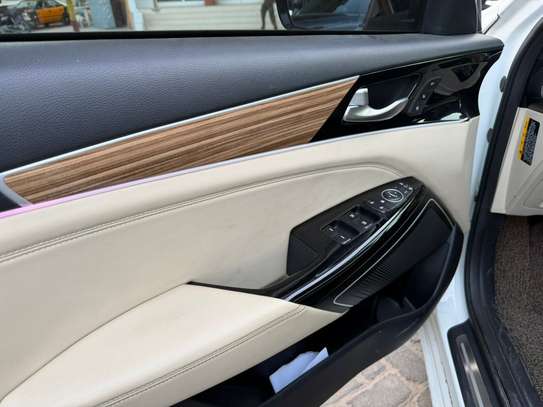 Kia K7 Année 2017 image 4