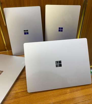 Microsoft Surface laptop 3 core i7 rame 16gb disque 256ssd image 2