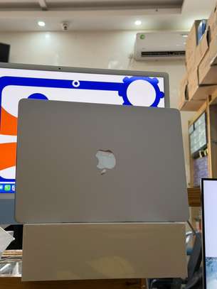 MacBook Air 13.6" M5 (16 Go RAM / 512 Go SSD) image 6
