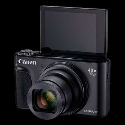 Canon PowerShot SX740 HS image 4