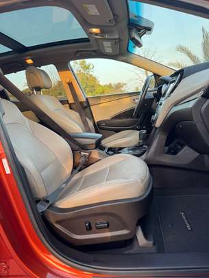 Hyundai Santa Fe 2017 Ultimate image 12