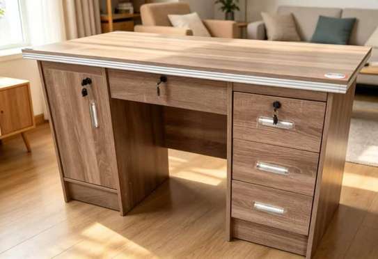 Bureau avec retour image 6
