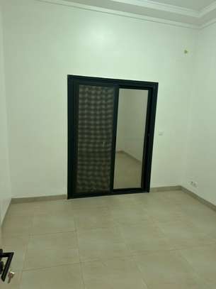APPARTEMENT F4 DE STANDING À SACRÉ-CŒUR 1 image 9