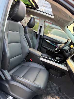 MG ONE image 6