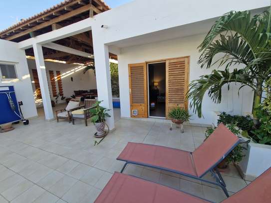 Villa à vendre aux mamelles pharmacie atlantique image 2