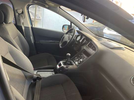peugeot 5008 7 places Diesel Manuel image 3
