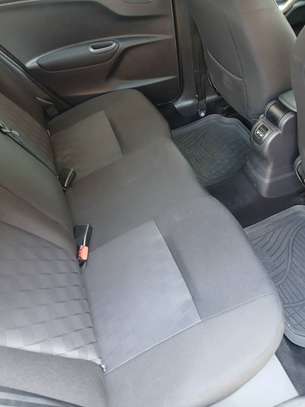 Toyota Hiace — Van neuf, minibus 15 places image 4