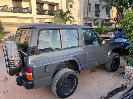 Nissan patrol 2009 image 4