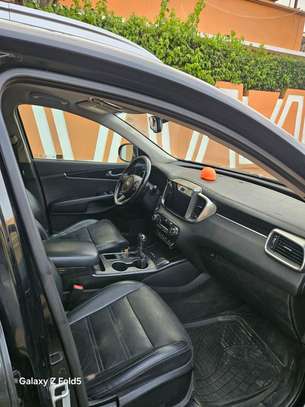 Kia Sorento image 7