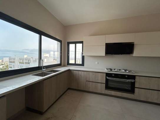 Penthouss 4 chambres à louer à côté de la manque mondiale image 2
