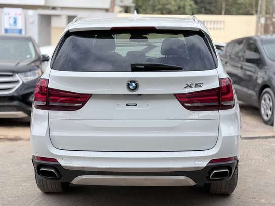 BMW X5 année 2018 blanc image 3