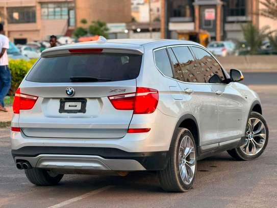 BMW X3 Xdrive 2017 Full option image 7