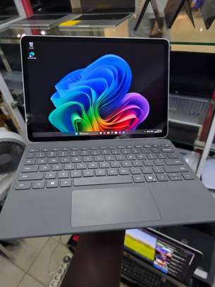 Microsoft Surface Pro 12 2026 image 4