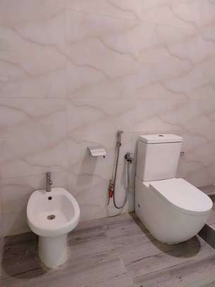 Bel appartement à Scat Urbam image 8