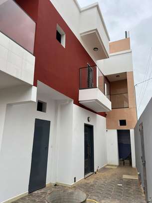 maison 185m2 à vendre à Ndiakhirate image 5