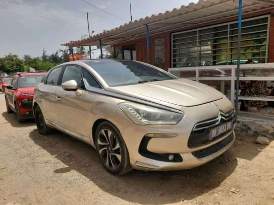 Citroen Ds5 image 3